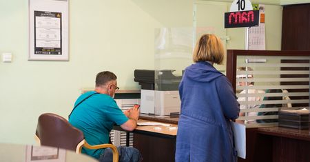 ZUS bierze się za kontrole zwolnień. Zapuka nawet do twojego sąsiada