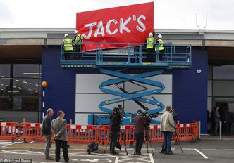 Tesco walczy z Lidlem. Otwiera dyskonty pod nową marką