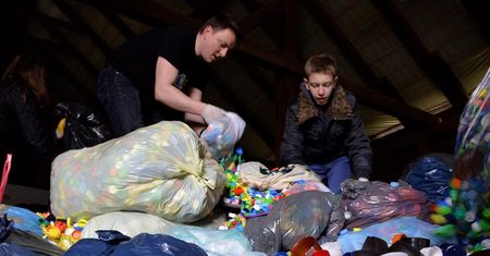 Zbieranie zakrętek już bez takiego potencjału. Akcje charytatywne pod znakiem zapytania