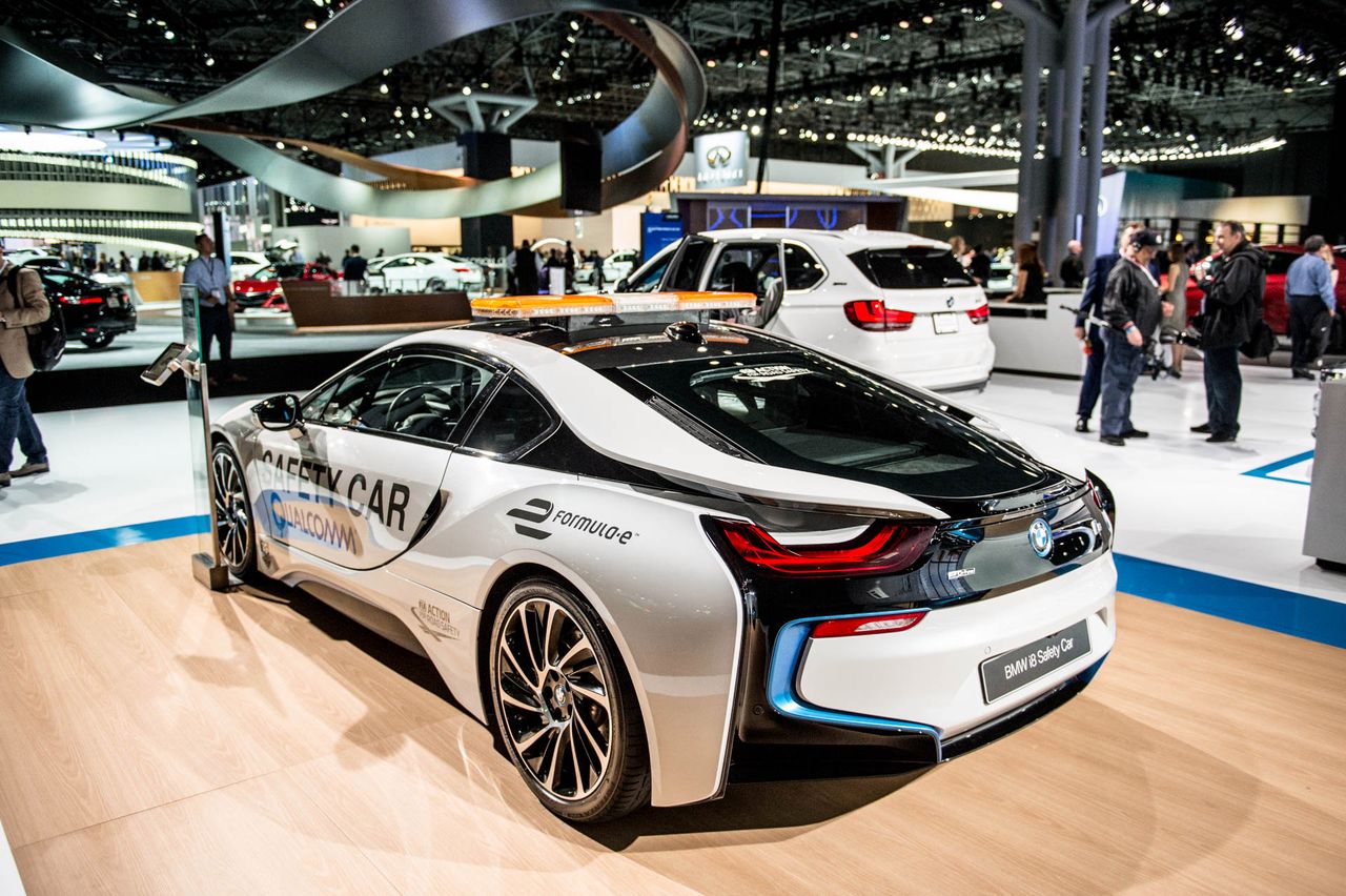 BMW i8