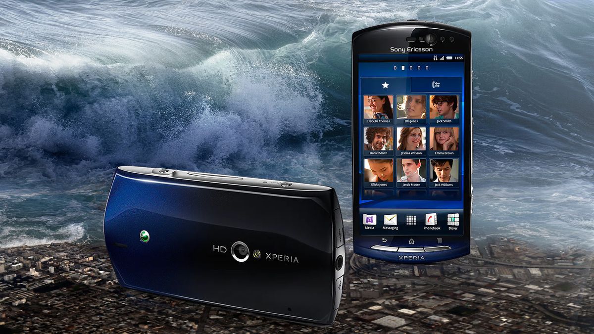 Sony Ericsson Xperia neo, czyli smartfon pokonany przez tsunami [Podróż w czasie] 1