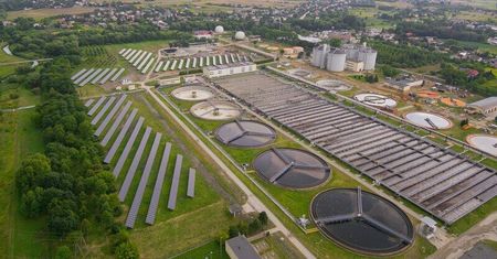 Oczyszczalnia z własną farmą fotowoltaiczną. Pozwoli zaoszczędzić 850 tys. zł rocznie
