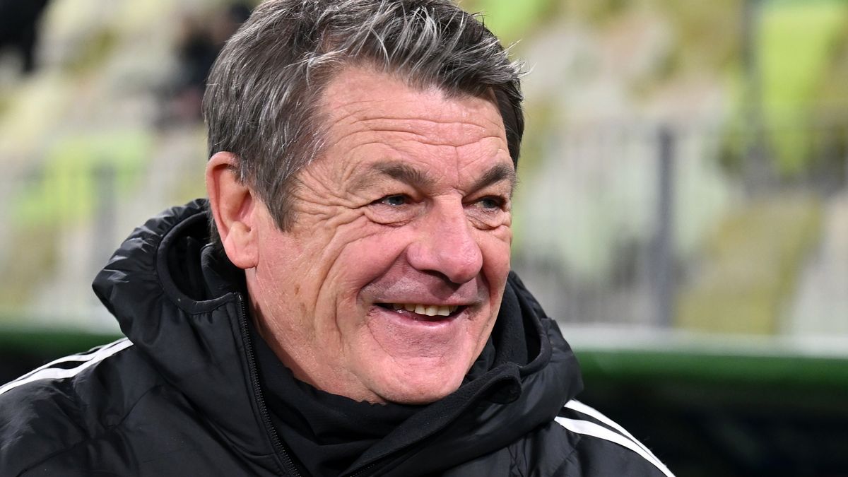 PAP / Marcin Gadomski / Na zdjęciu: John Carver