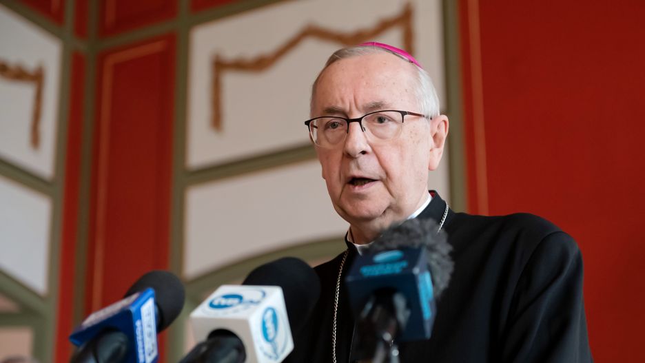 Abp Gądecki: Na naszych oczach dokonuje się niegodziwe działanie antychrześcijańskie 
