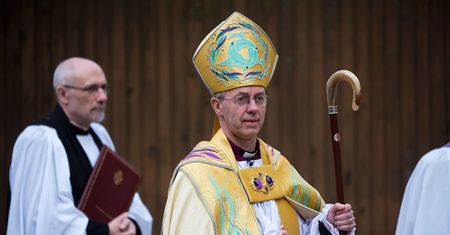 Kolor skóry Jezusa Chrystusa. Prymas zgłasza wątpliwości