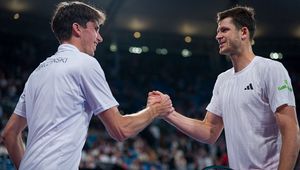 To nie żart. Hurkacz zagra razem z... trenerem