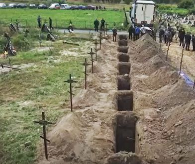 Poruszające nagranie. 11 niezidentyfikowanych ciał pochowanych w Buczy