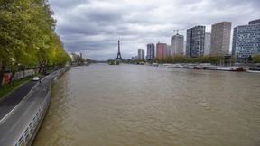 Paryż wciąż nie gotowy na igrzyska. "Sekwana nie jest stworzona do pływania"