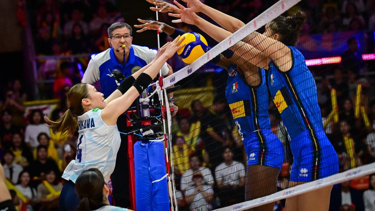 Zdjęcie okładkowe artykułu: Materiały prasowe / Volleyball World / Na zdjęciu: mecz Japonia - Włochy w finale VNL