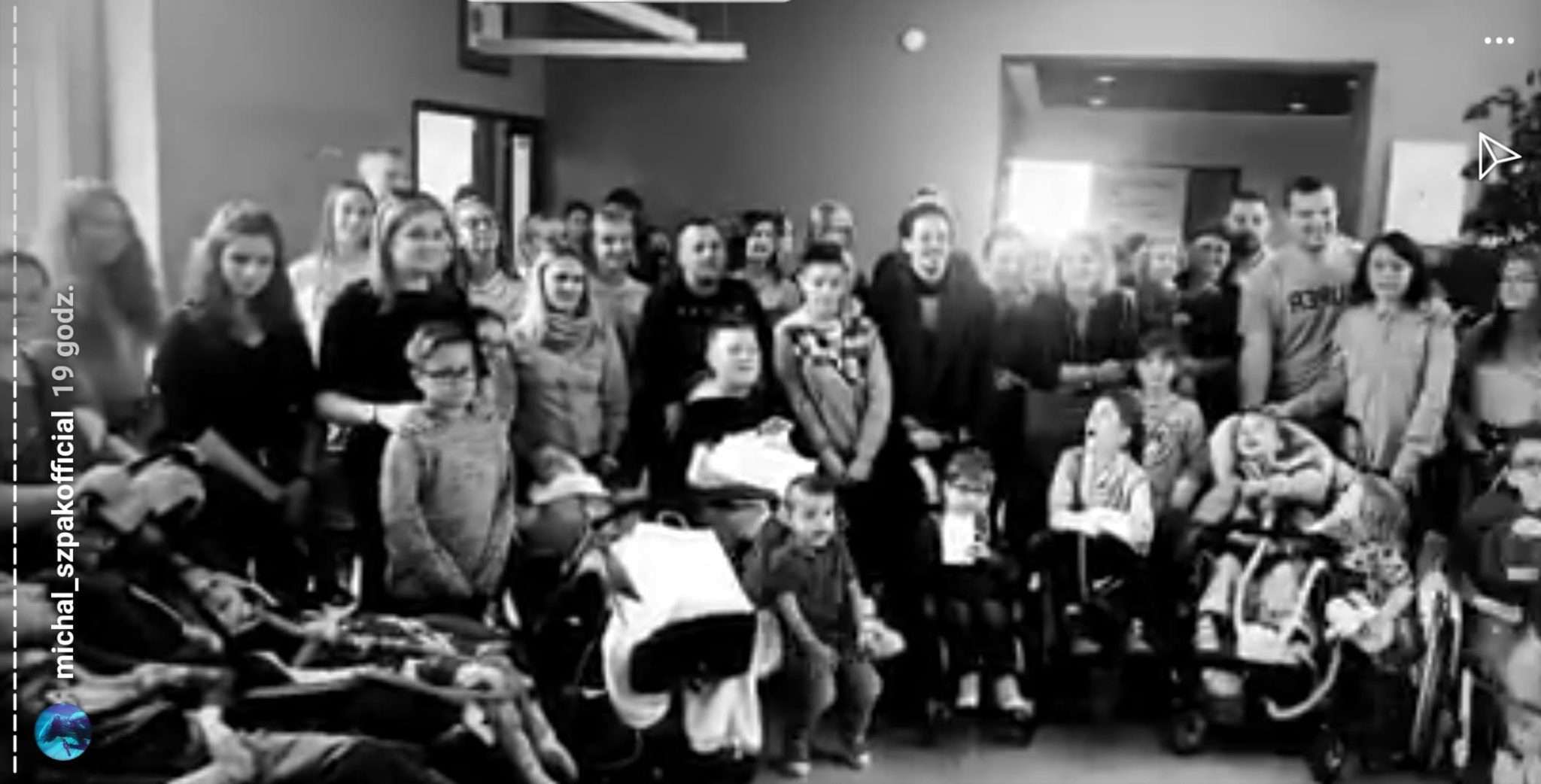 Michał Szpak odwiedza Łódzkie Hospicjum dla Dzieci Łupkowa
