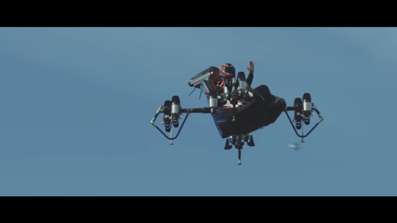 Zapata JetRacer. Nowy dron pasażerski z dziesięcioma silnikami