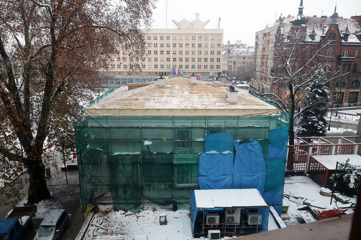 Legnica: Trwa remont tzw. małego budynku urzędu miasta przy Placu Słowiańskim