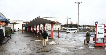 Przesiadkowy chaos w stolicy województwa. Finał sporu o stary dworzec?