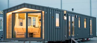 Koronawirus. Przez kryzys rośnie zainteresowanie alternatywnymi domami. "Wszyscy myślą, jak uciec z bloków"