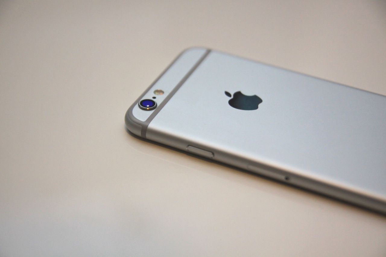iPhone 6 z 32 GB pamięci już w Polsce, ale lepiej go sobie odpuścić