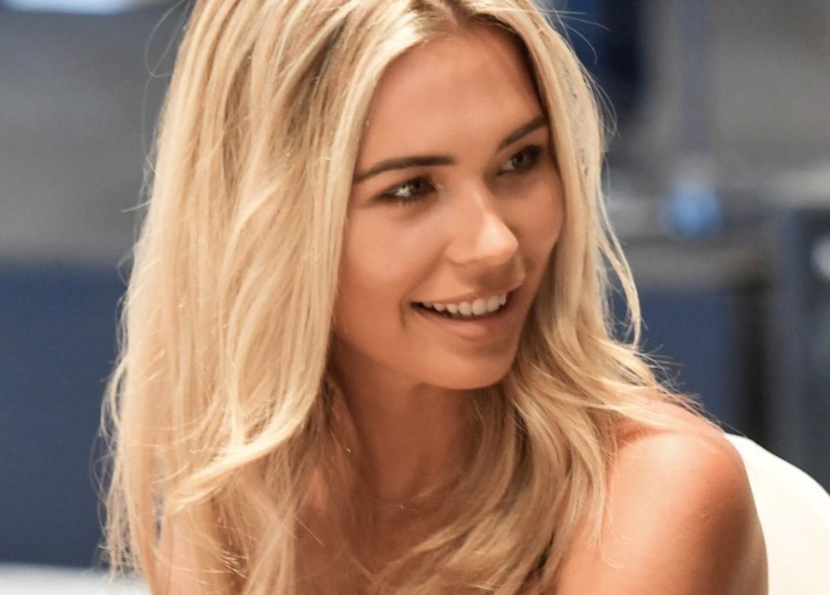 Sandra Kubicka pokazała się w różowej mini 