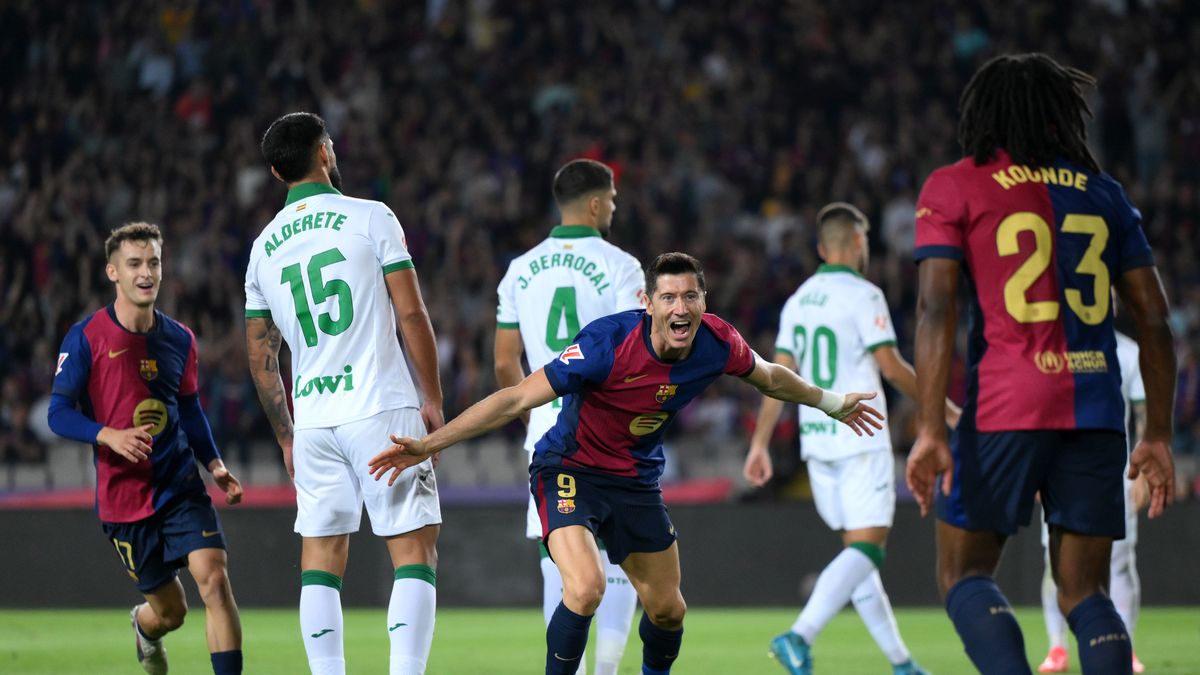 Getty Images / David Ramos / Na zdjęciu: Robert Lewandowski zapewnił zwycięstwo Barcelonie w meczu z Getafe