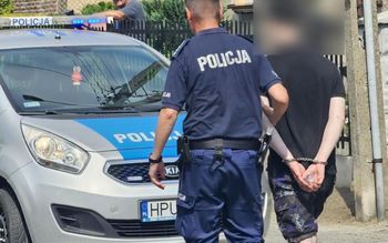 Zapłakany 13-latek biegł za rowerzystą. Reakcja mieszkańca Gniezna