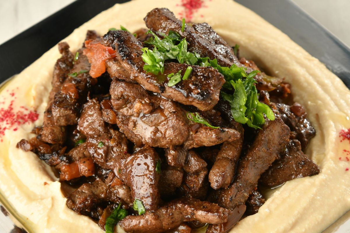 Dodaję do wątróbki i nie muszę moczyć w mleku. Wyciąga całą goryczkę i sprawia, że jest mięciutka