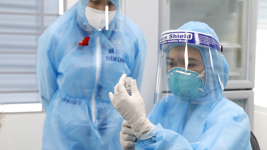 Najnowszy sondaż ws. szczepień. Niepokojąca zmiana w lutym