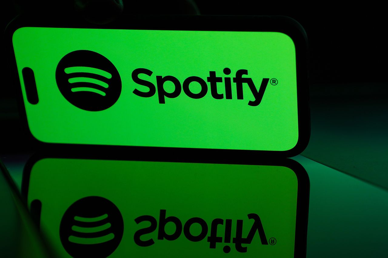 Spotify unveils 'offline backup' for seamless music access