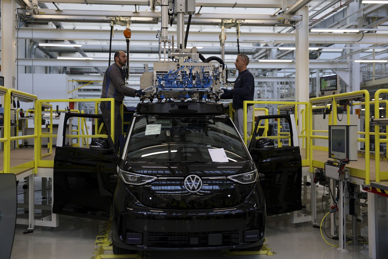 Volkswagen tnie koszty: redukcja etatów ma sięgnąć... ile?!