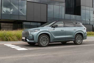 Test: Jaecoo 8 Super Hybrid – mistrz pierwszego wrażenia, średniak na co dzień