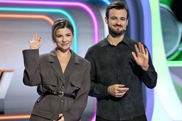 Agnieszka Dziekan i Błażej Stencel, gospodarze "Koła fortuny"