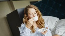 Kawa z jajkiem. Trend śniadaniowy ze Szwecji, który wspomaga wątrobę i reguluje cholesterol