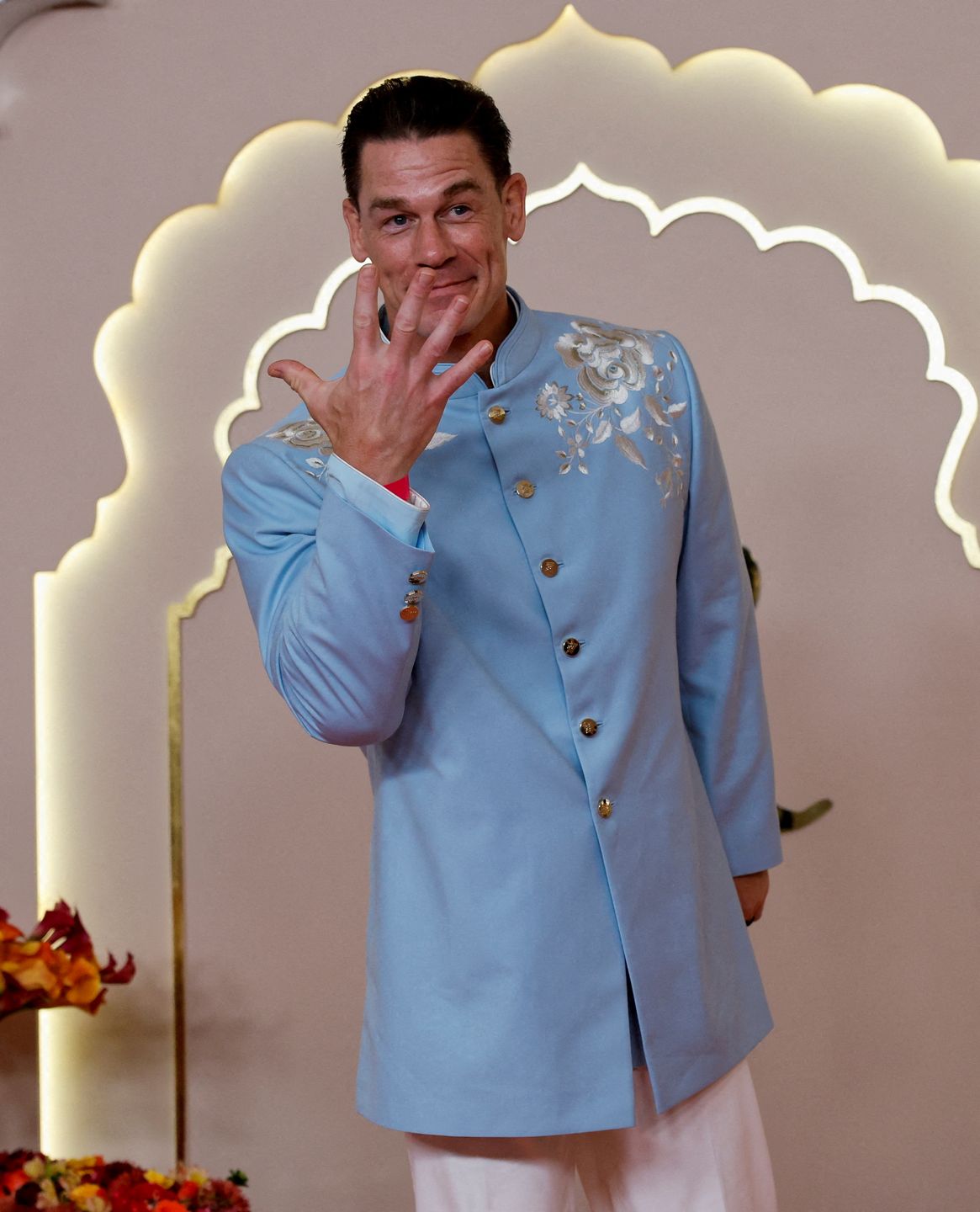 Gwiazdy dokazują na ślubie syna najbogatszego człowieka Azji