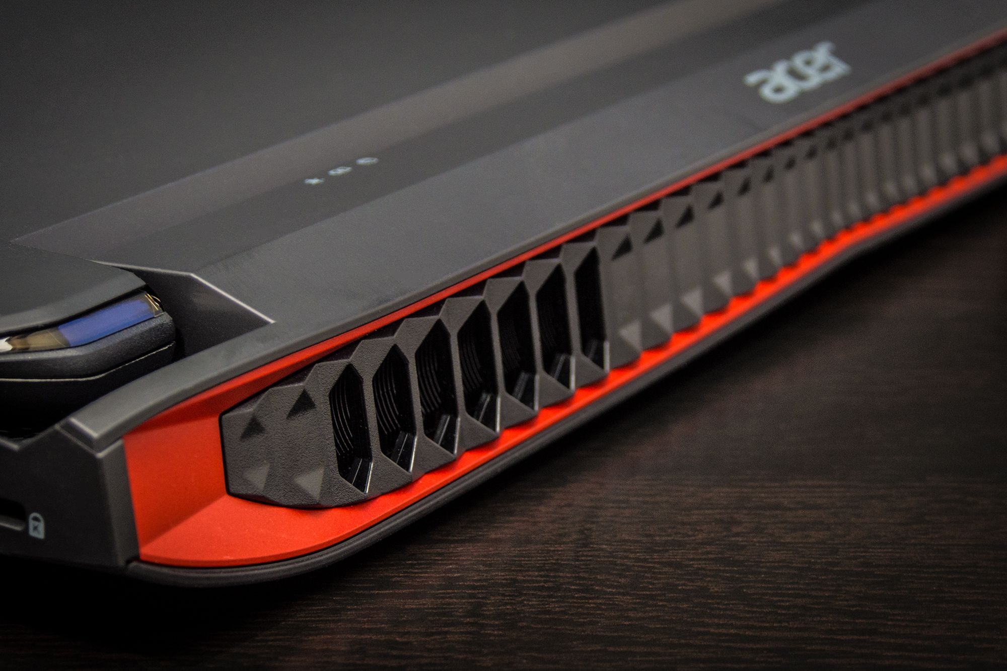 Acer Predator G9-591 – prawdziwy mobilny mocarz 3