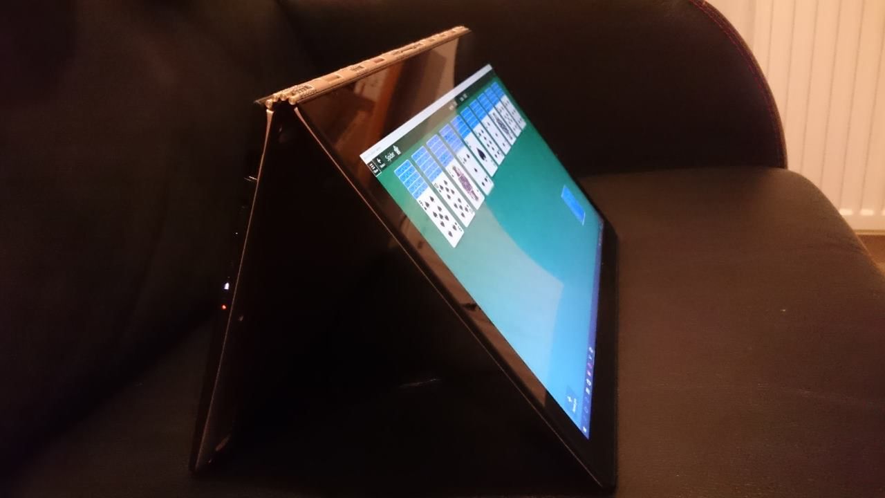 Lenovo YOGA 900