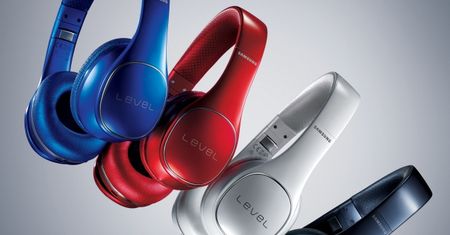 Nowe akcesoria audio Samsunga. Gniazda jack w smartfonach do lamusa?