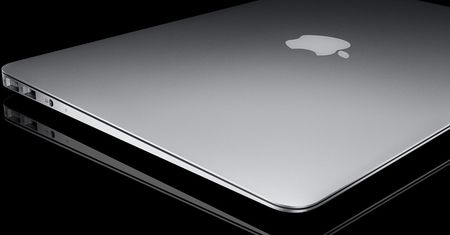 Odświeżony MacBook Air jest wydajniejszy i tańszy