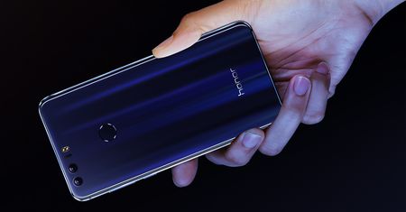 Huawei obiecuje aktualizacje smartfonów co 3 miesiące, nawet 2 lata po premierze