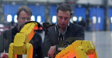 Musk wzywa do regulacji prac nad SI, póki jeszcze jest na to czas