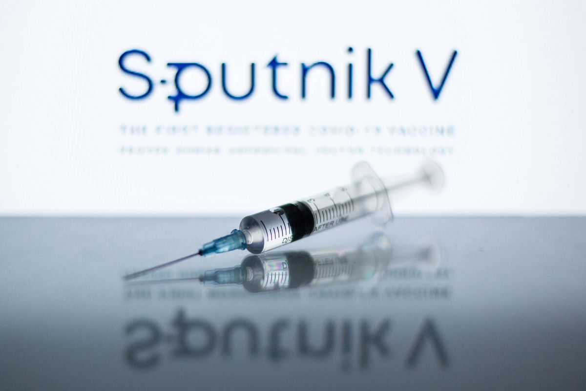 Szczepionka na COVID. Wniosek o rejestrację preparatu Sputnik V przyjęty przez Unię Europejską
