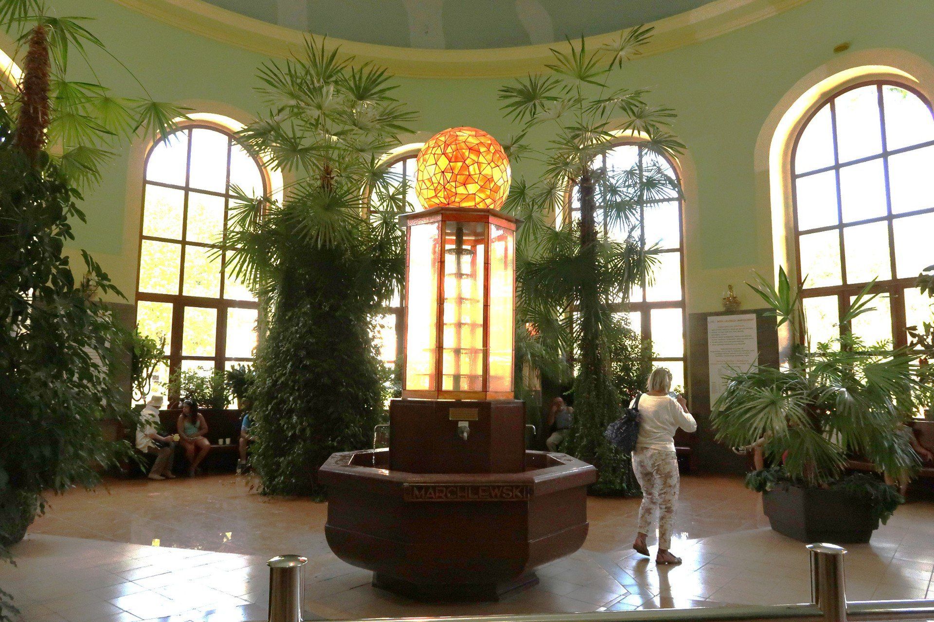 Pełna zieleni Pijalnia w Kudowie-Zdroju