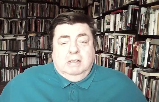 Kolejny konserwatywny dziennikarz z własnym podcastem