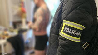 Łódź: Policja rozbiła gang złodziei aut. Skradzione pojazdy warte ponad 8,8 mln zł