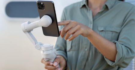 DJI OM4. Recenzja stabilizatora do nagrywania wideo smartfonem