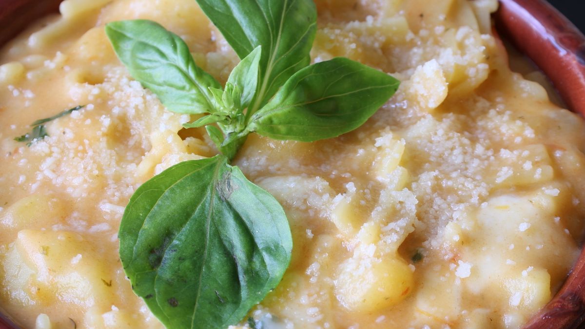 Makaron z ziemniakami to klasyk kuchni neapolitańskiej