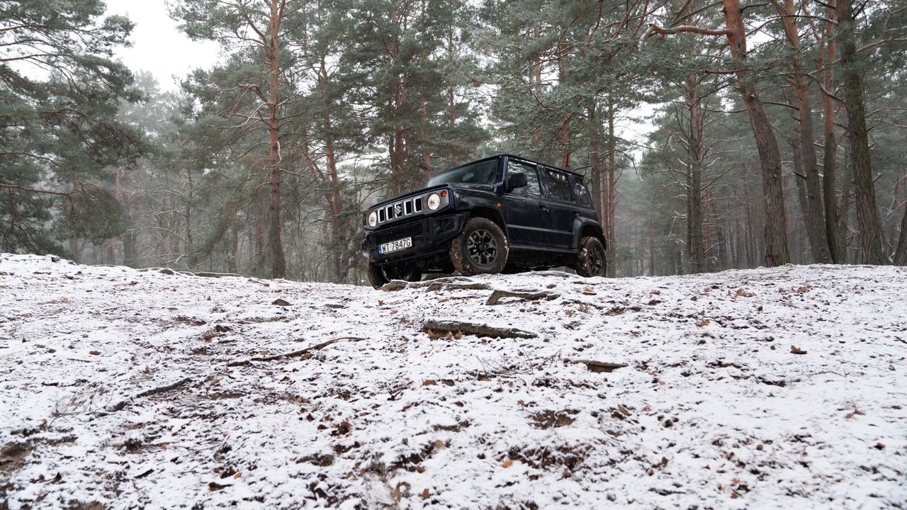 Test: Suzuki Jimny z dodatkową parą drzwi – ewolucja kompletna