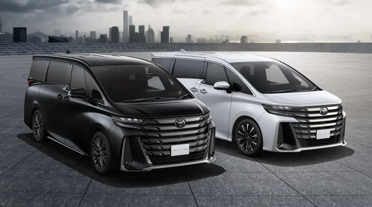 Toyoty Alphard i Vellfire doczekały się nowej odsłony. To vany z innego świata