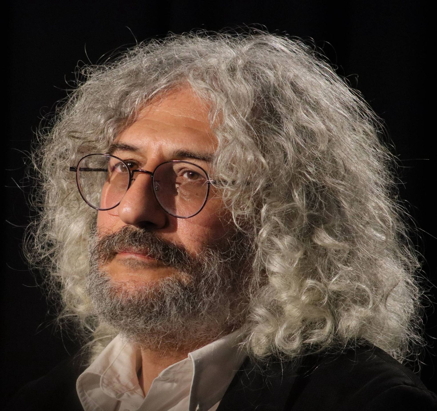 Grigorij Mesežnikov, słowacki politolog i publicysta. Wraz z doradcą Vaclava Havela założył think tank Instytut Spraw Publicznych (IVO), celem organizacji jest promowanie otwartości społeczeństwa i demokracji