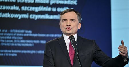 Postanowienie sądu ws. Ziobry. Wiadomo, co zrobi komisja ds. Pegasusa