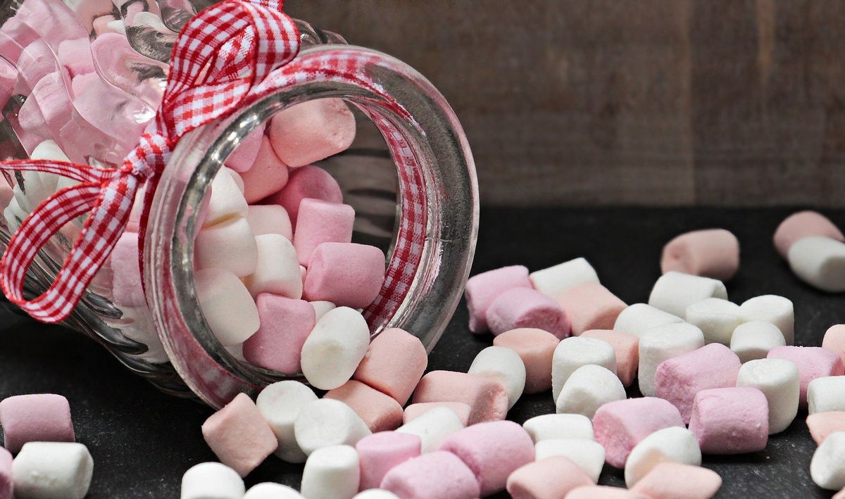 Co siedzi w piankach marshmallows?