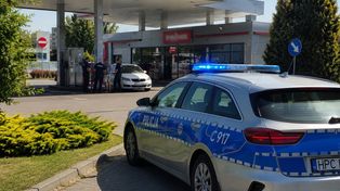 72-latka z zanikami pamięci odnaleziona na Zazamczu. Pomógł pracownik stacji paliw