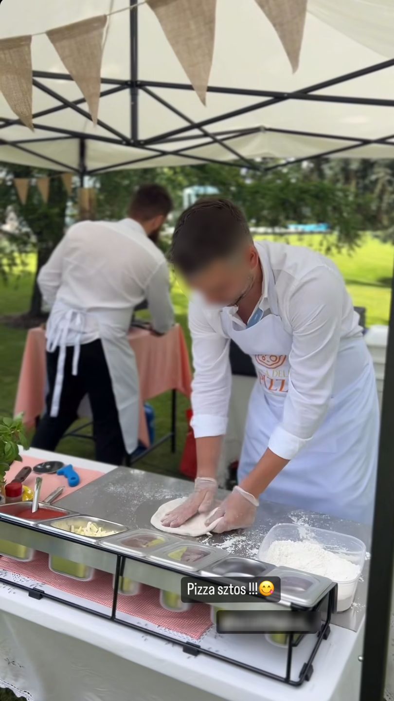 odsłania kulisy urodzin córki
