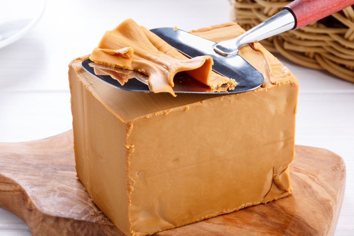 W Norwegii jedzą na śniadanie. Ma smak karmelu i wspiera kości